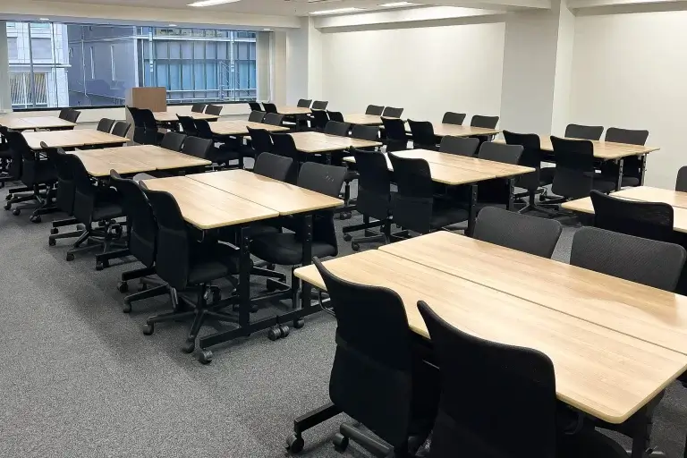 Lab新橋銀座口店_島型