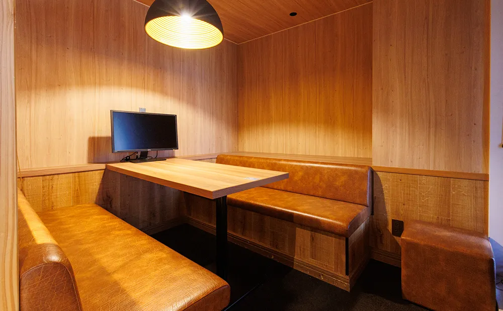 BasisPoint 五反田店 モニター付きBOX席