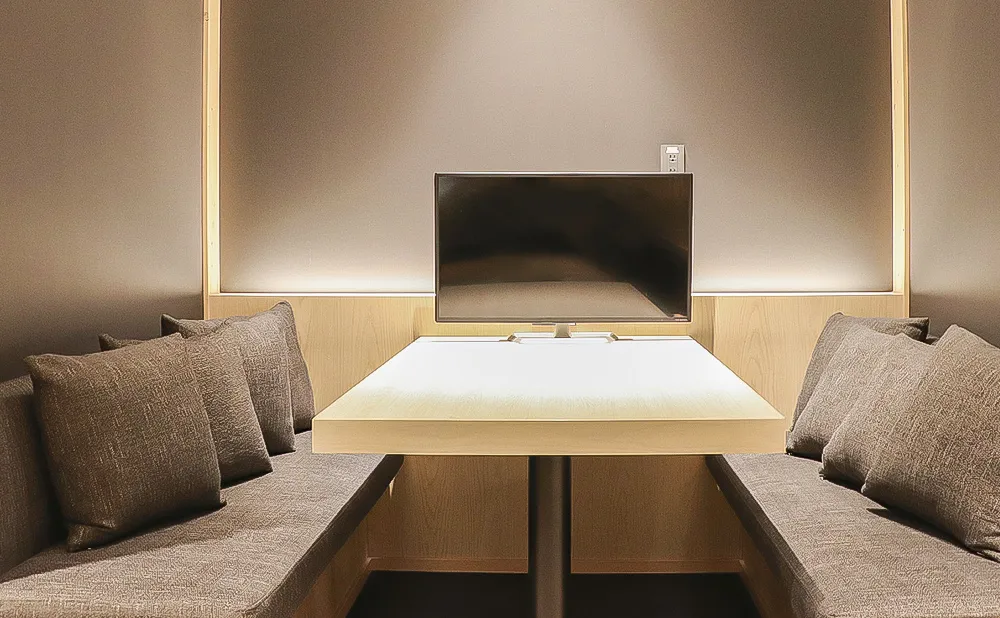 BasisPoint 吉祥寺マルイ店 モニター付きBOX席