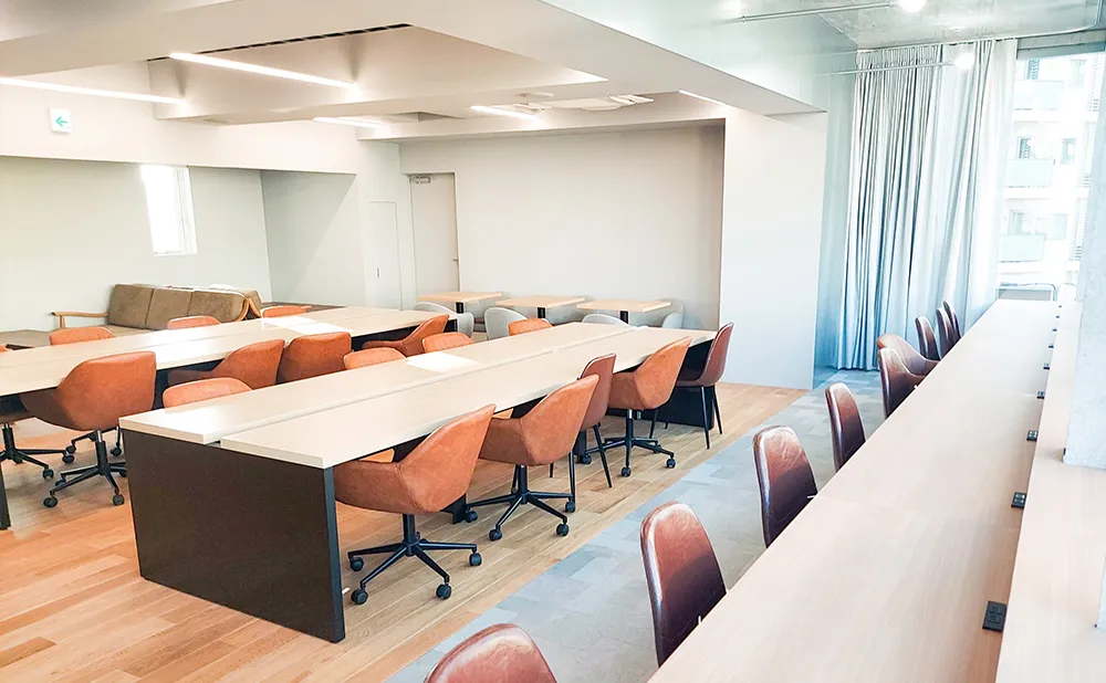 BasisPoint 西新宿店 オープンスペース